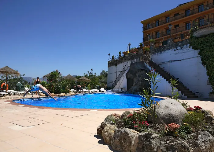 & Sierra De 4* Hotel 4*