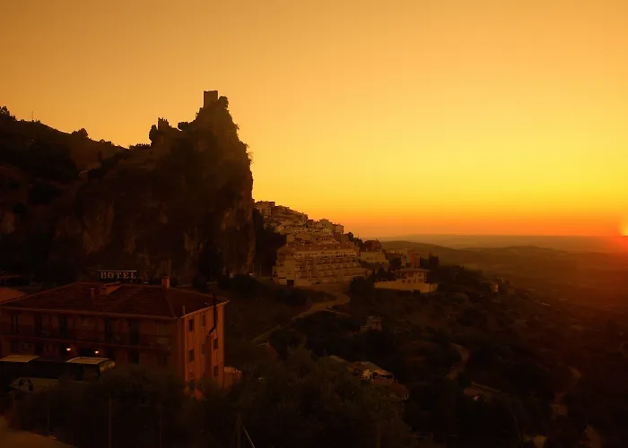 Hotel & Sierra De 4* 4*