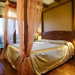 & Sierra De 4* فندق كازورلا