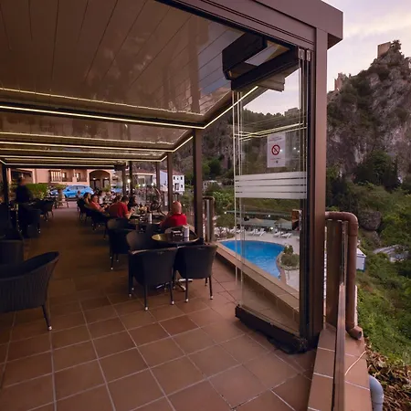 Hotel & Sierra De 4* Cazorla