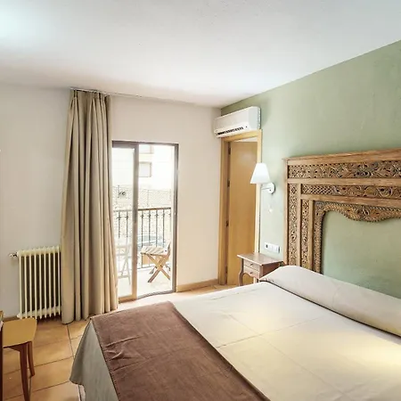 & Sierra De 4*