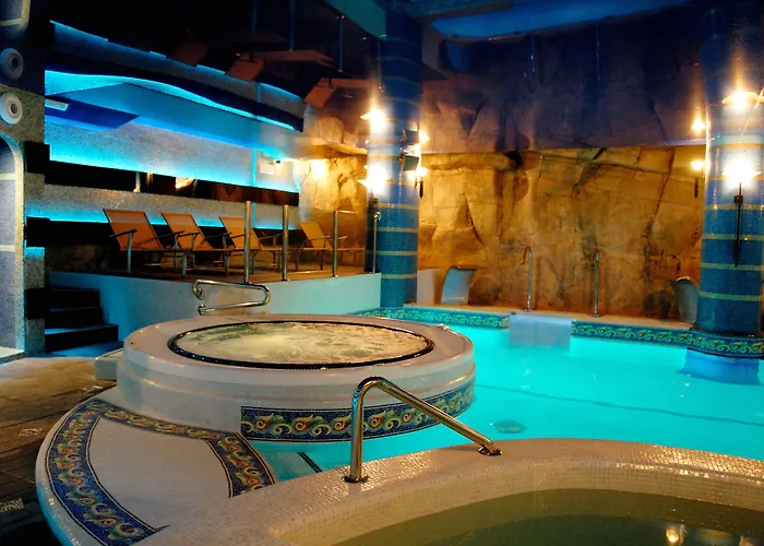 Otel & Sierra De 4* Cazorla