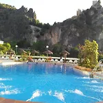 Hotel & Sierra De 4*